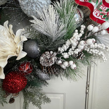 Load image into Gallery viewer, NORTH POLE CHRISTMAS LUXURY WREATH