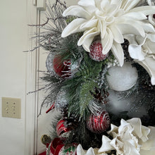 Load image into Gallery viewer, NORTH POLE CHRISTMAS LUXURY WREATH