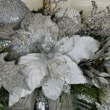 Load image into Gallery viewer, CHRISTMAS WREATH LUXURY - SPARKLING SILVER SPLENDOR
