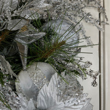 Load image into Gallery viewer, CHRISTMAS WREATH LUXURY - SPARKLING SILVER SPLENDOR