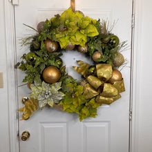 Load image into Gallery viewer, CHRISTMAS BLISS GOLD &amp; GREEN
