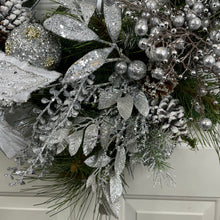 Load image into Gallery viewer, CHRISTMAS WREATH LUXURY - SPARKLING SILVER SPLENDOR
